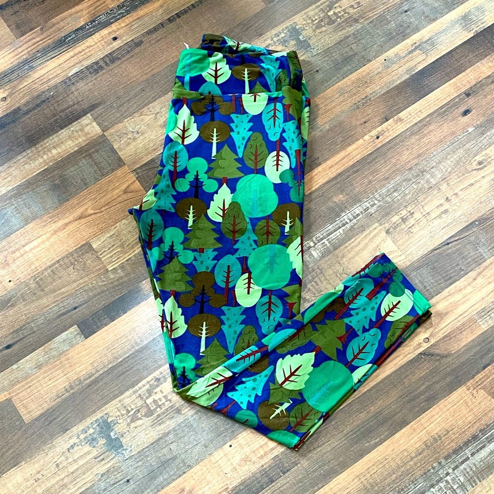 LulaRoe Woodland Themed Leggings